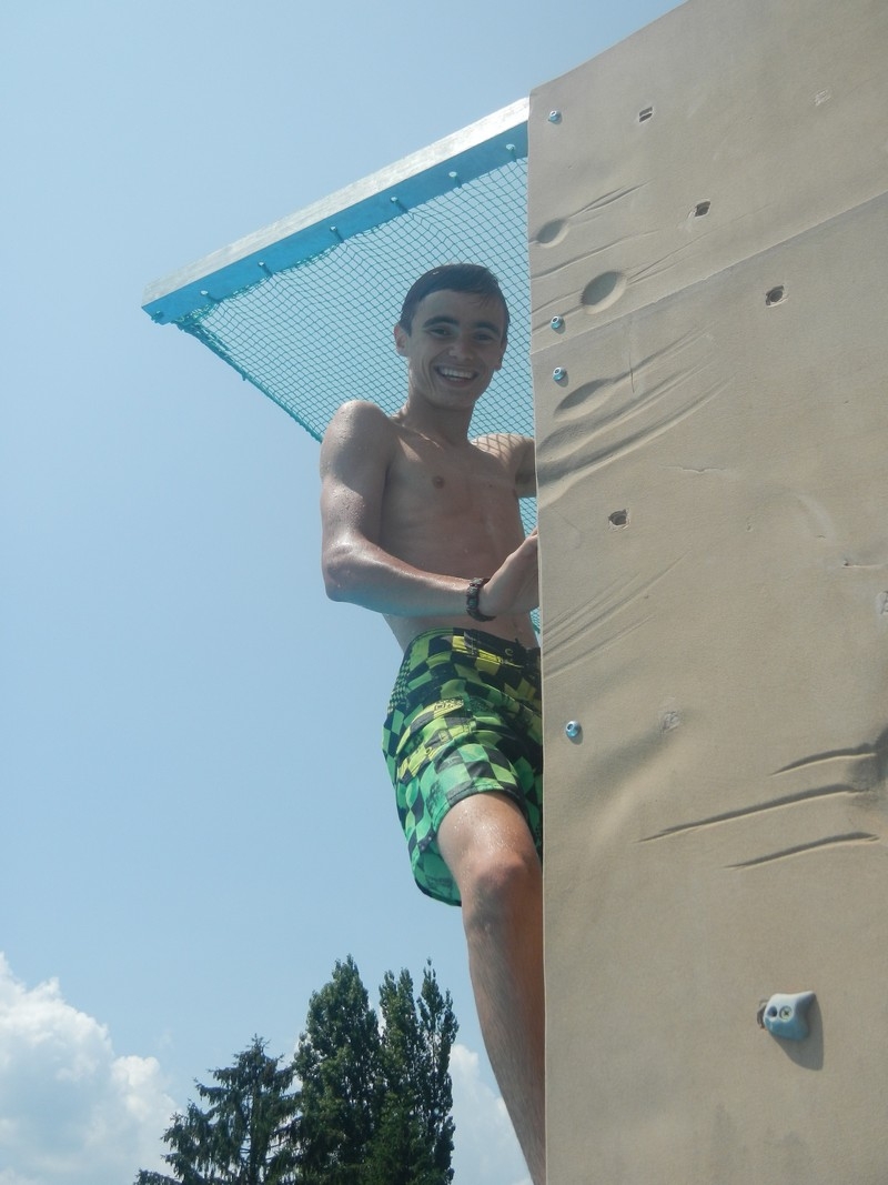 Village Camps International Summer Camp Leysin, Switzerland 2026-08-15 https://www.villagecamps.com/journals_admin/images/688-1-pool (6).jpg